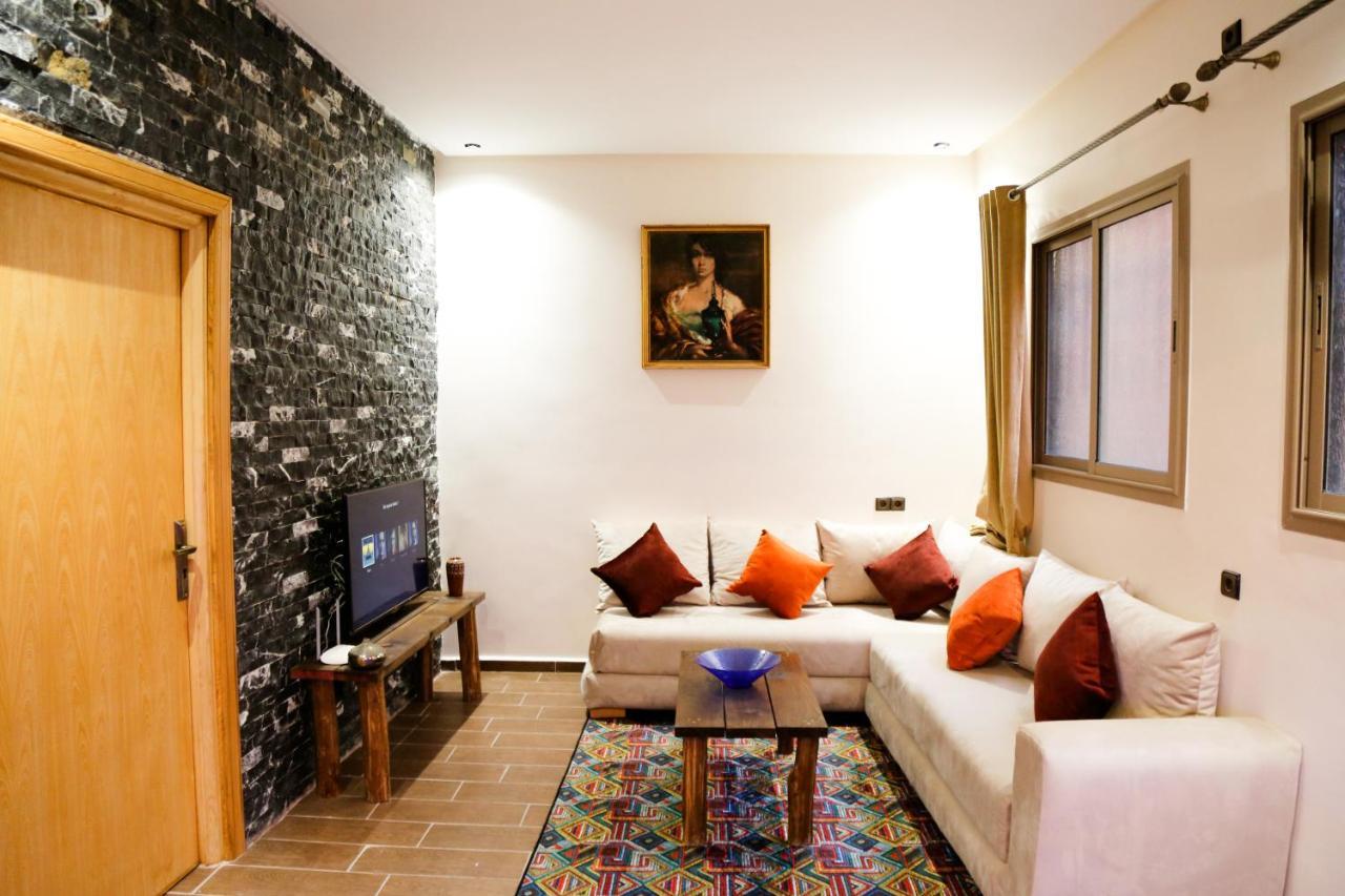 Issli Appartment Climatise Hiver Et Ete 艾兹鲁 外观 照片