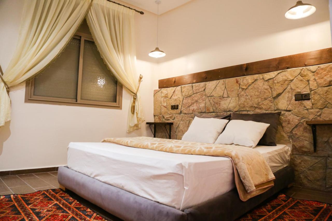 Issli Appartment Climatise Hiver Et Ete 艾兹鲁 外观 照片
