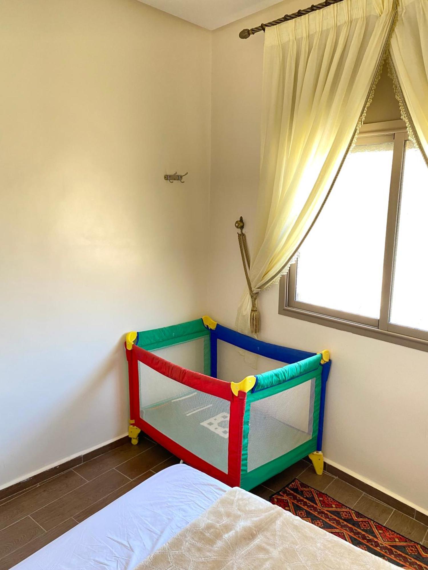 Issli Appartment Climatise Hiver Et Ete 艾兹鲁 外观 照片